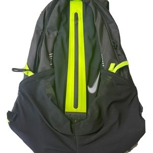 Nike Engineered Ultra-Light Running  Backpack 10L Capacity Style:129862 NWT